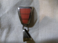 VINTAGE Taxco Mexican 950 Sterling Silver Orange Inlaid Pendant