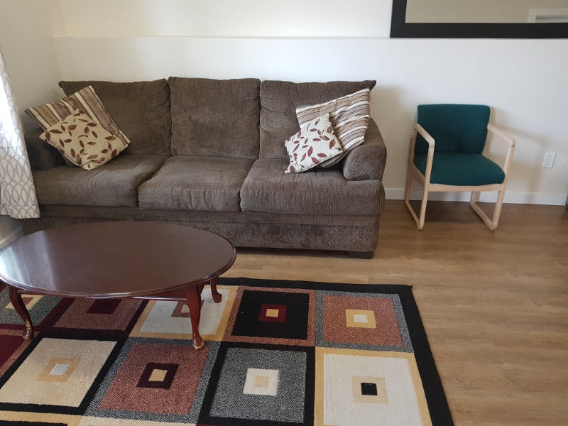 ✨ Bright & Clean Furnished Walk-Out Basement Suite – Nolan Hill 5