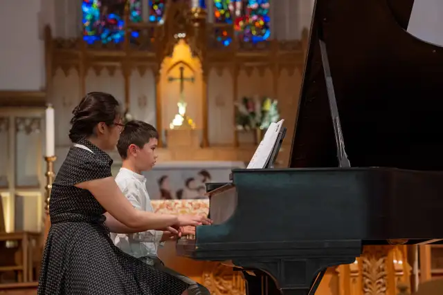 Downtown Piano Lesson64519978301057120