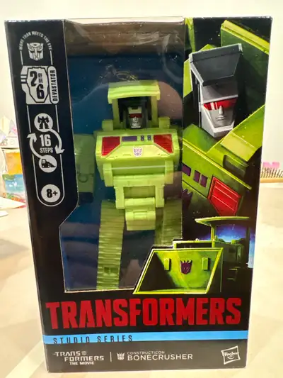 Hasbro Transformers Studio Series Bonecrusher constructicons Brand new, price firmed , pick up only...