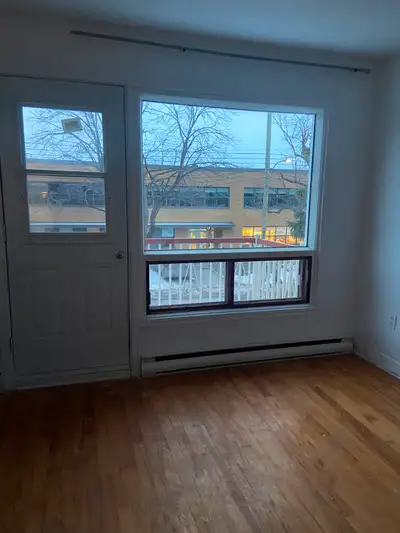 Logement à louer (3 et demi)