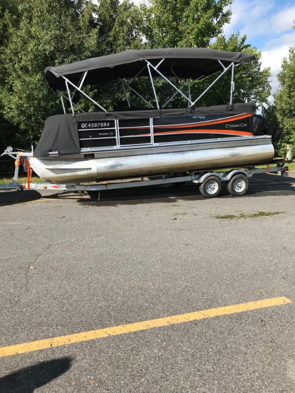 Ponton a vendre Vedettes et bateaux à moteur Ouest de l’Île Kijiji