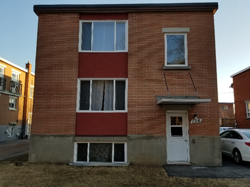 North Vanier 2 Bedroom Apartment for Rent Long Term Rentals