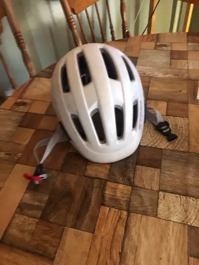 casque de vélo de ville de marque Btwin pour adulte, View more