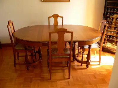 antique dining table in All Categories in Nova Scotia | Kijiji