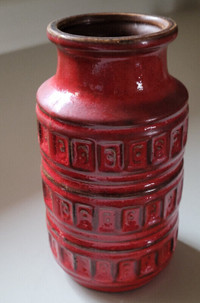 Vintage Scheurich "Tundra Alaska" Red Ceramic Vase  West Germany