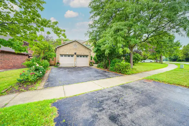 Cozy 2 bed room basement suite with separate entrance