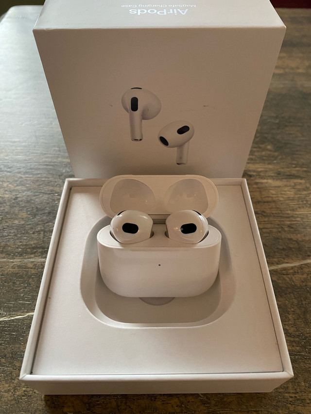 Generation  3 Apple Air Pods in Cell Phone Accessories in Renfrew