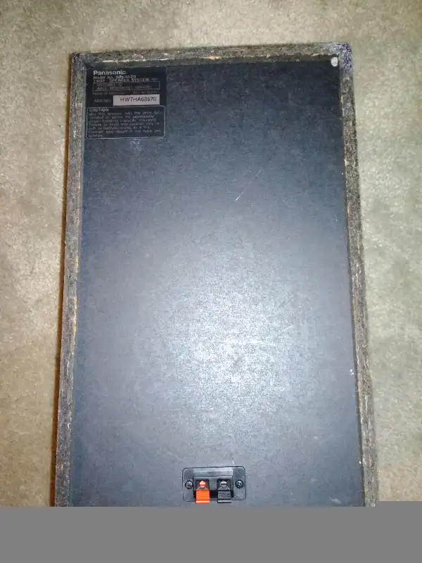 SPEAKERS PANASONIC SB-AK20 2-WAY BOOKSHELF in Speakers in Markham / York Region - Image 4