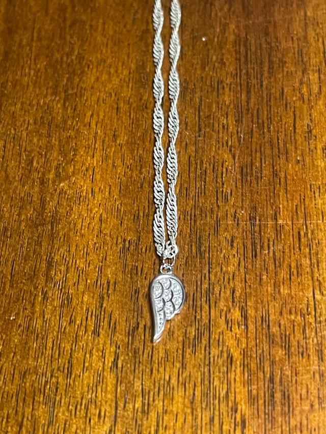 Beautiful 925 Silver Angel Wing Necklace 20” in Jewellery & Watches in Annapolis Valley - Image 2