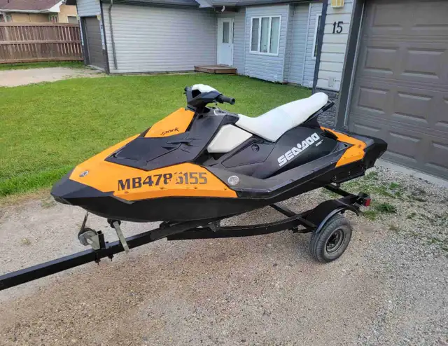 2015 Seadoo Spark in Personal Watercraft in Winnipeg - Image 3
