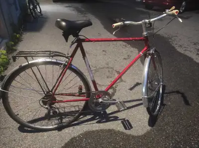 Vintage bike in good shape, View more