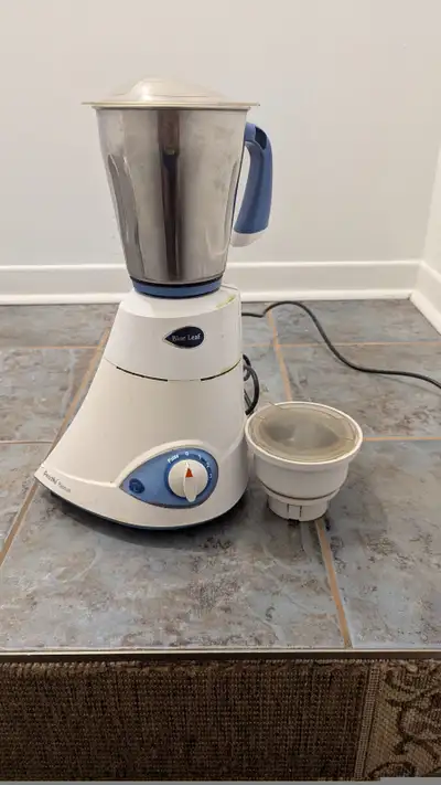 Mélangeur-broyeur Preethi Blue Leaf Platinum – 110V 2 bols Bon état Ajoutez de la puissance à votre...