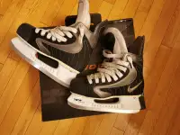 Nike Ignite women’s 5.5 JR ice hockey skates