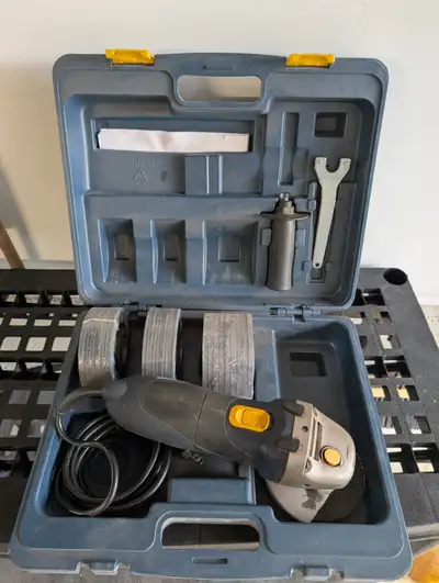 Mastercraft 4.5” angle grinder 54-7109-4, View more