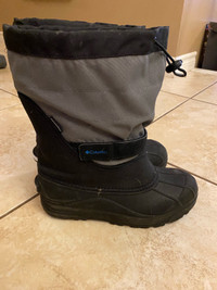 Columbia winter boots sz 7 youth