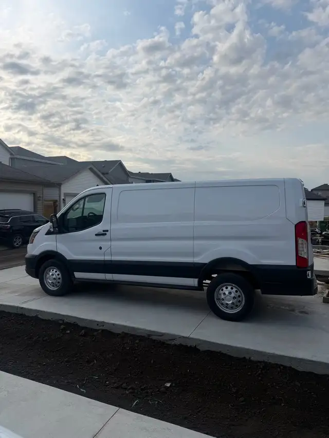2025 Ford Transit T150551125945073029123