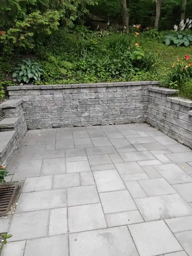 Interlock & Concrete repair525757184308029443