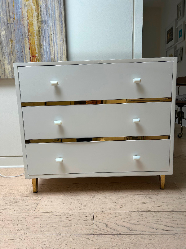 White mirror gold dresser in Dressers & Wardrobes in City of Toronto