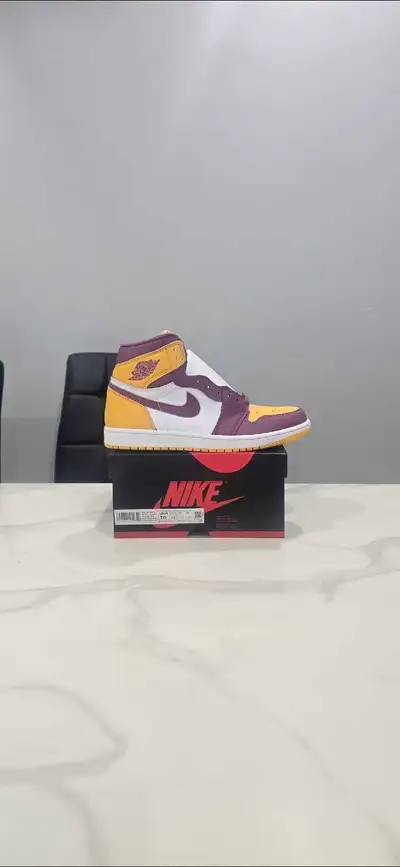 Air Jordan 1 Brotherhood size 10, View more
