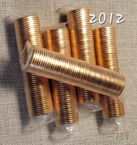 5 rouleaux, lot de pièces canadiennes. 1 cent 2012 magnétiques.
