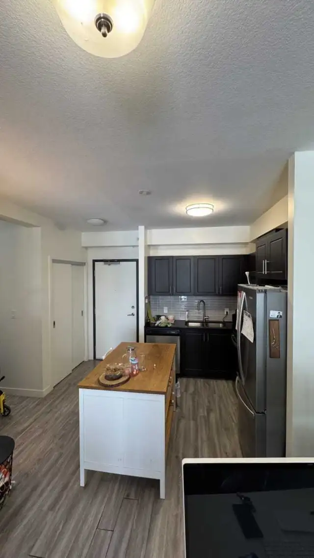 $1725 - 707-128 King Street North Condo Rental 1+1 with Locker in Long Term Rentals in Kitchener / Waterloo - Image 7