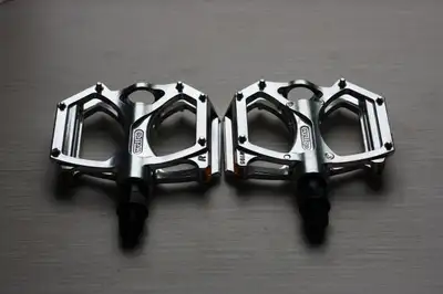Pédales pour vélo WELLGO,  neuve ,, View more