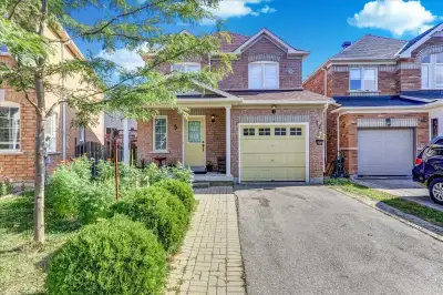 3 Bedroom and 3 Washroom House in Scarborough
