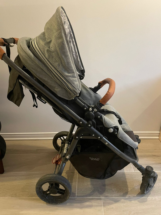 Valco Baby stroller with diaper bag dans Poussettes, porte-bébés et sièges d'auto  à Laval/Rive Nord