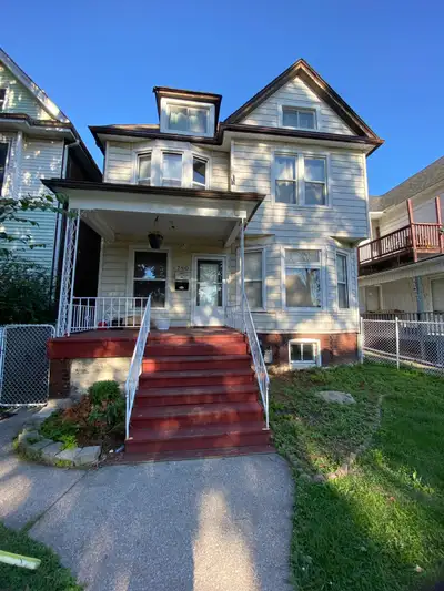 student shared rental