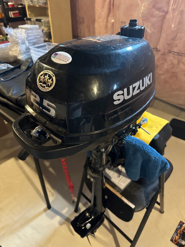 Inflatable Boat & Outboard Motor for sale (Zodiac & Suzuki) in Powerboats & Motorboats in Markham / York Region - Image 4
