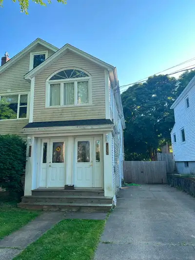 One room available as soon as possible for a female in a 4-bedroom, one bathroom duplex until the en...