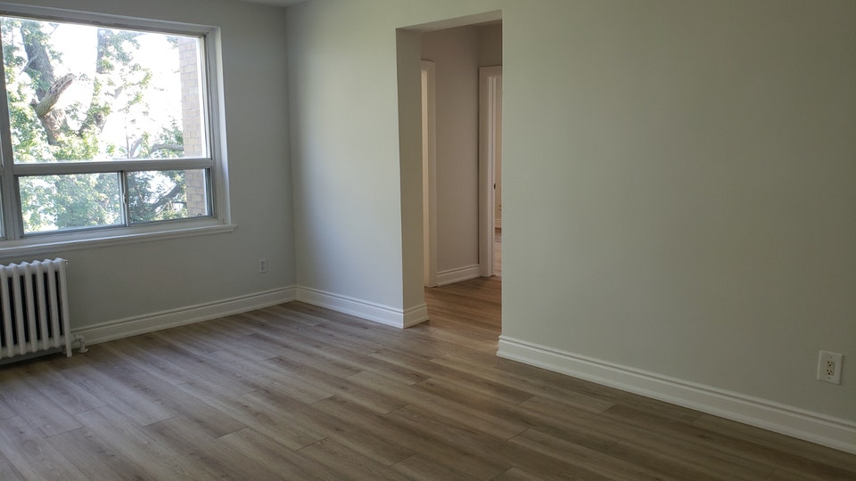 2 Bedroom Apartment - Lake View 5
