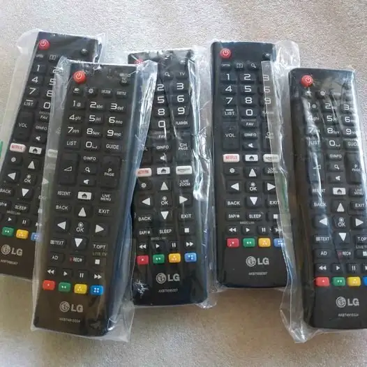 Roku Tv Remote Control Insignia Hisense Sanyo RCA Sharp TCL in Other in Ottawa - Image 10