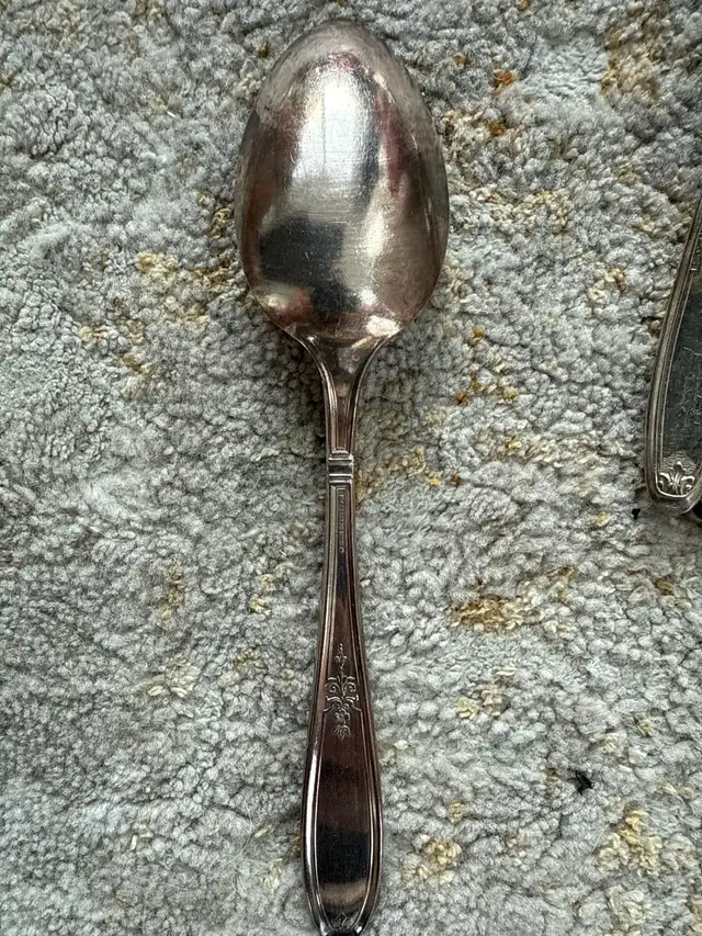 Silverware Flatware Set in Kitchen & Dining Wares in City of Toronto - Image 5