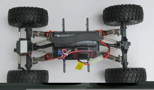 RC Rock Crawler Electric 1/10 scale  4WD RTR 2.4G in Hobbies & Crafts in Barrie - Image 10