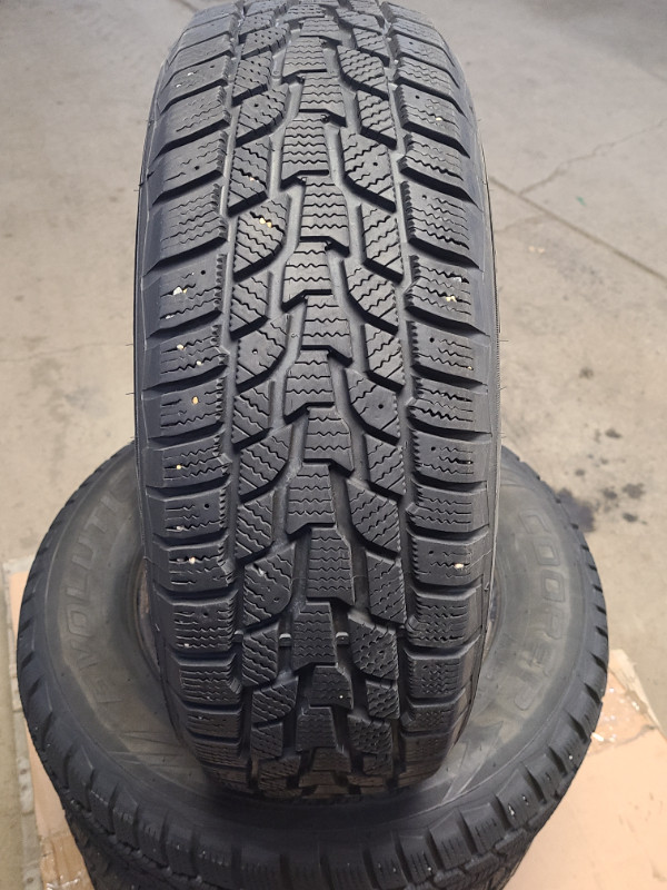 195 70 14 Cooper winter tires, in great shape in Tires & Rims in Edmonton - Image 2