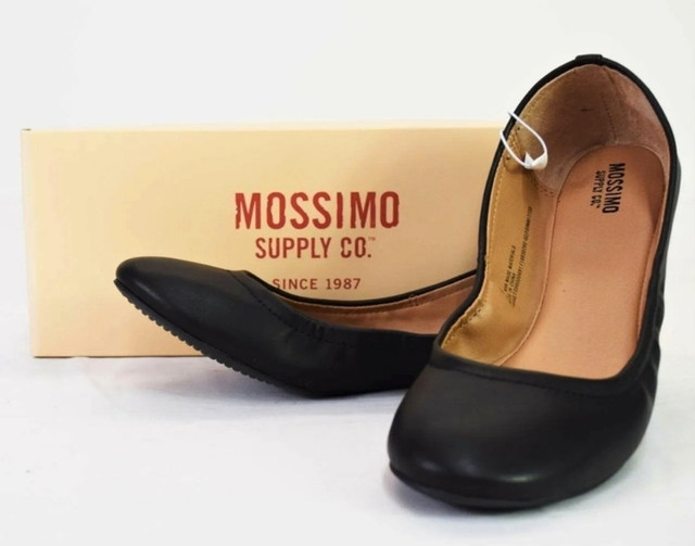 Mossimo Supply CO. Women's Flats Black size 10 US in Women's - Shoes in Oakville / Halton Region - Image 2