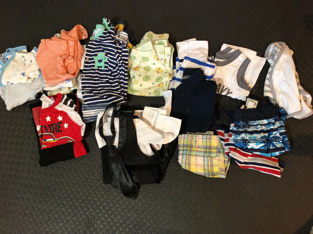 Lot de vêtements pour garçon de 12 à 18 mois in Clothing - 12-18 Months in Lévis - Image 3