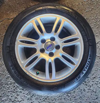 Pneus 205/55 R16