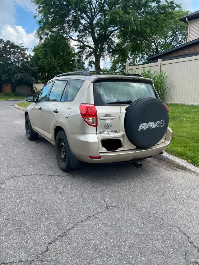 2008 Toyota RAV4 V6 in Cars & Trucks in Ottawa - Image 4