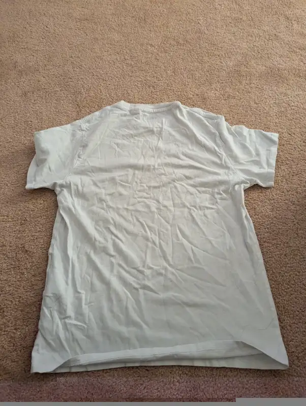 Levis t shirt - Adult size small in Men's in Oakville / Halton Region - Image 5
