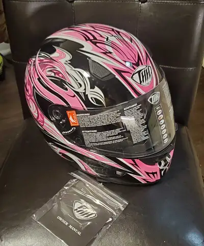 Brand New Motorcycle Helmet Size XL 61 - 62cm $170