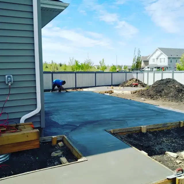 Concrete Patios & Driveways62866660173827122