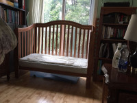 Berceau/Lit Bébé avec Matelas et Commode Bébé - 4 tiroirs