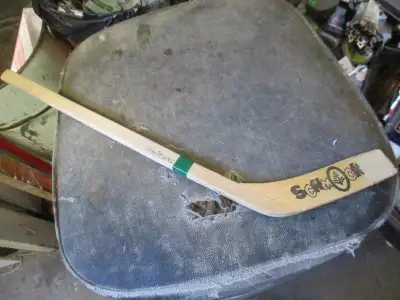 1983 SCHMOCKEY NIGHT MINI HOCKEY STICK $2 VINTAGE WINNIPEG, View more