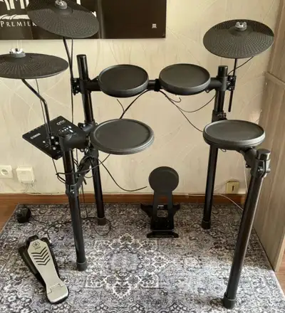 Yamaha electric Drum Kit, View more
