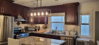 Location: Greene St., Coquitlam 5 mins walk to bus stop; 8 mins drive to Coquitlam Central Station /...