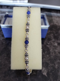 Simulated pearl and lapis bracelet