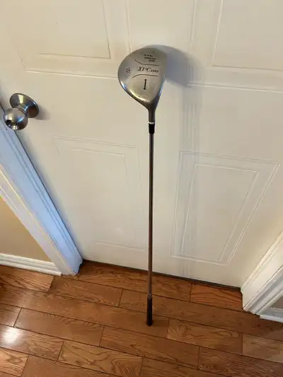 Driver de golf droitier XPC 2000 loft 9.5 golf club, View more